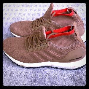 Adidas ultra boost All Terrain sz 8.5